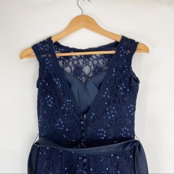 Morilee by Madeline Garder Navy Blue Lace Dress size 4 - Picture 8 of 9